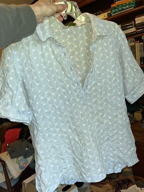 Orvis White Eyelet Button-Up Blouse